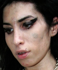 Amy Winehouse brutta