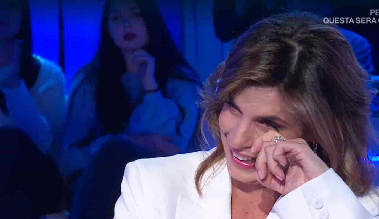 “Acabei de receber o despejo”: o apelo desesperado de Elisabetta Canales