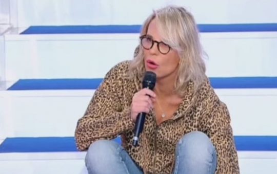 Maria De Filippi arrabbiata-Solospettacolo