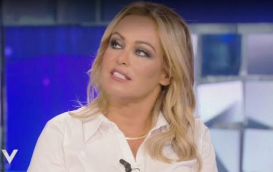 Sonia Bruganelli parla del figlio nel salotto di Verissimo