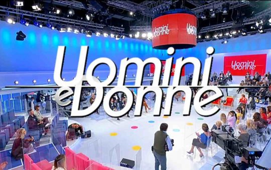 Uomini e Donne logo- Solospettacolo