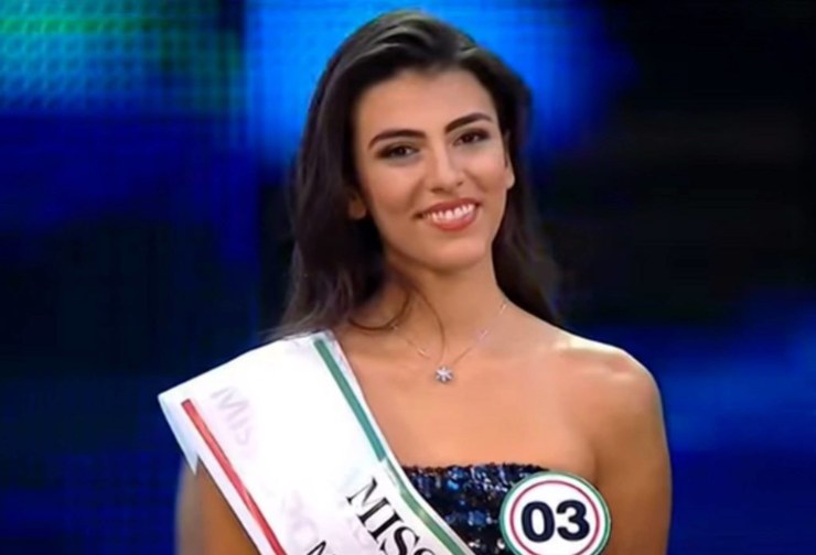 giulia salemi miss italia-Solospettacolo