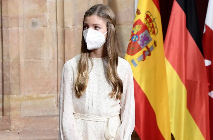 Letizia-di-spagna-lo-ruba-alla-figlia-Solospettacolo.it