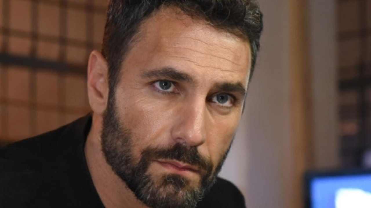 Raoul-Bova-le-dice-addio-Solospettacolo.it