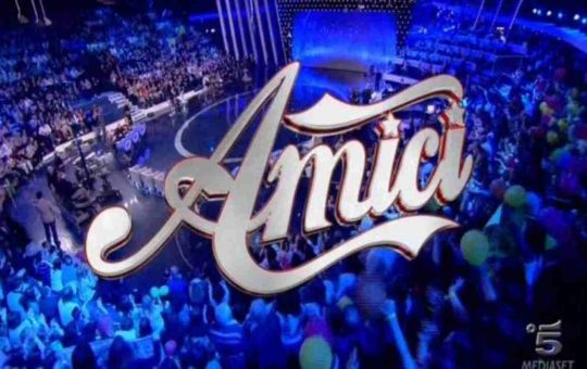 amici cantante ospedale-Solospettacolo