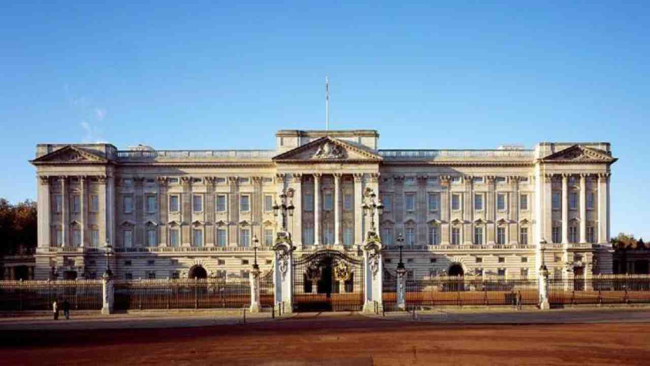 buckingham-palace-solospettacolo.it