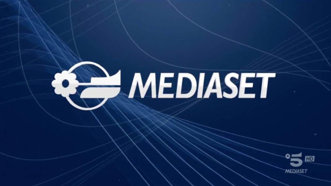 mediaset incidente set-Solospettacolo