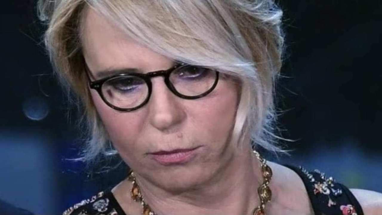 Maria-De-Filippi-raggiunta-da-lei-Solospettacolo.it