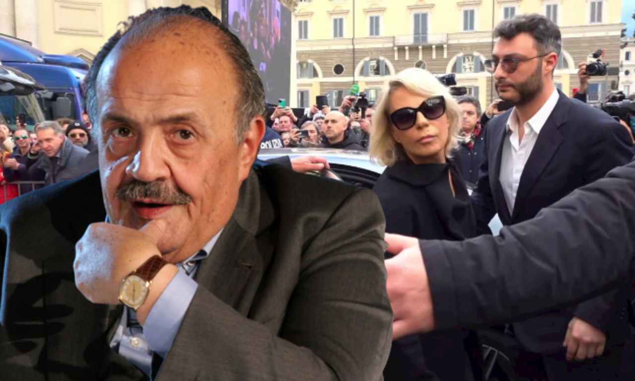 Maria De Filippi al funerale di Maurizio Costanzo - solospettacolo.it