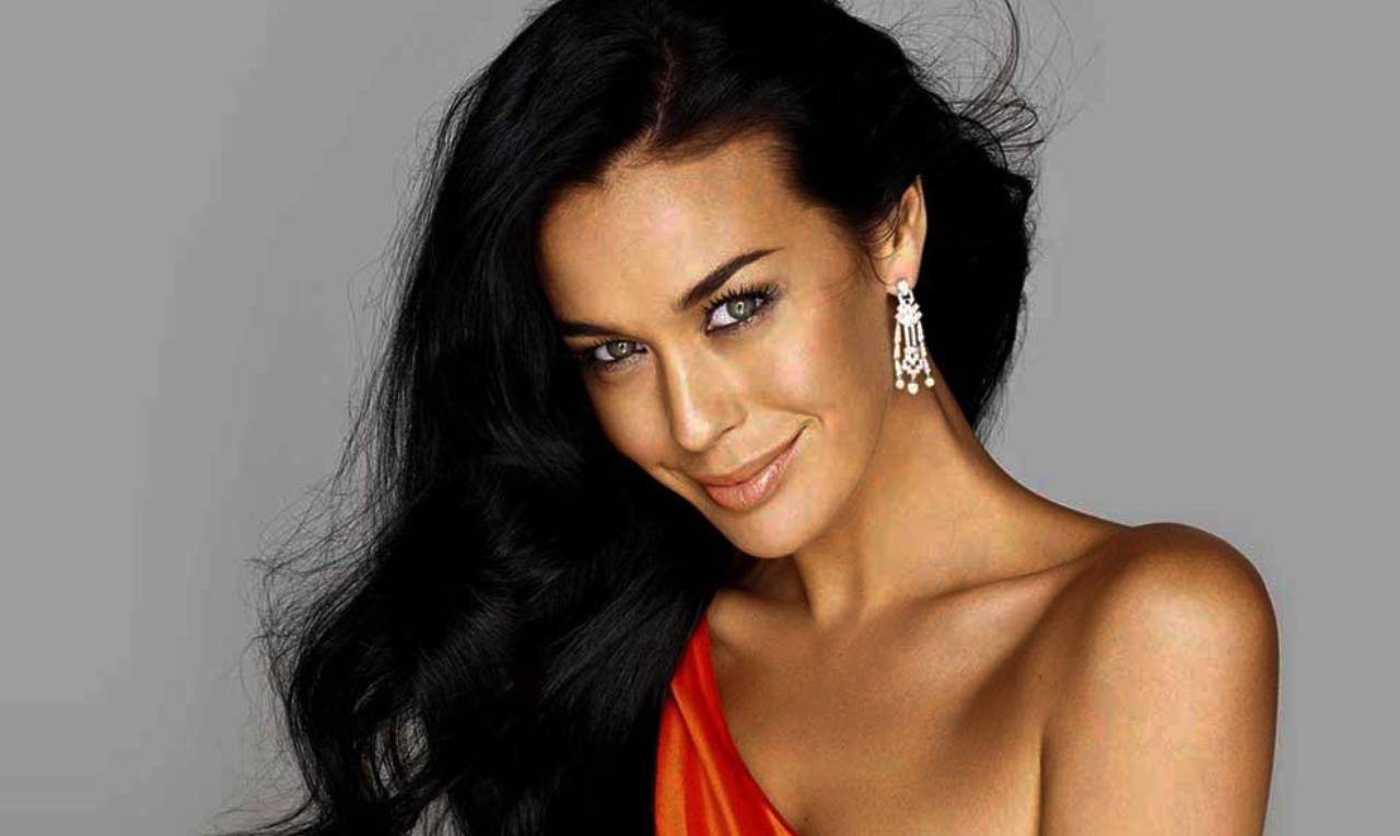 Megan Gale - solospettacolo.it