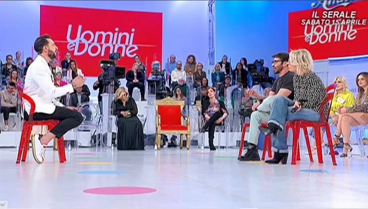 de filippi e armano confronto-Solospettacolo