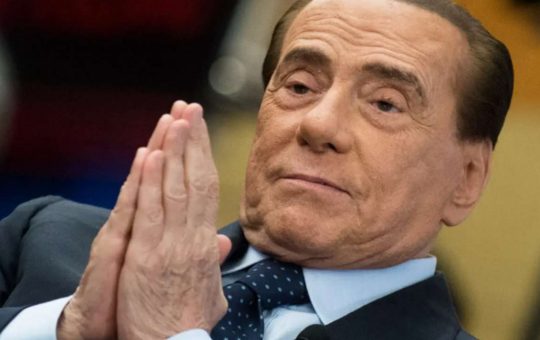 silvio-berlusconi-solospettacolo.it