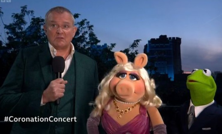 Hugh Bonneville e i Muppets - solospettacolo.it