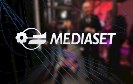 mediaset caduta conduttrice-Solospettacolo