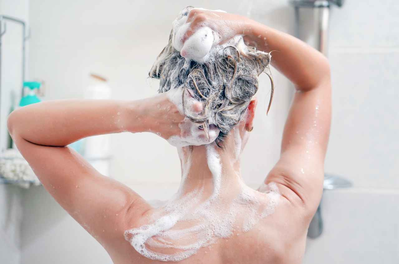 frequenza shampoo-Solospettacolo