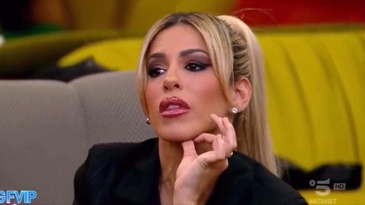 Oriana-Marzoli-GF-spagnolo-urla-bestemmie-Solospettacolo.it