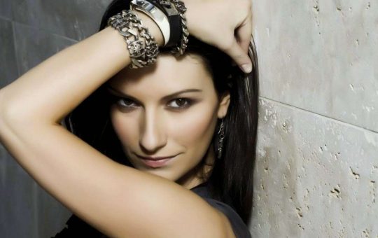 Laura Pausini - SoloSpettacolo.it