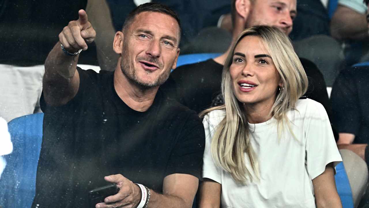 Francesco Totti e Noemi Bocchi - Solospettacolo.it 