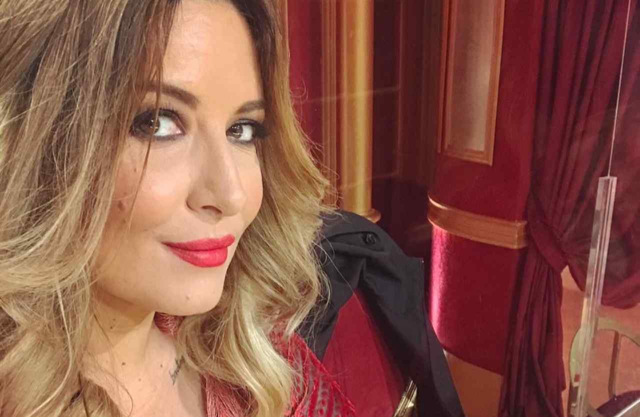 Selvaggia Lucarelli lancia una bomba paurosa: c’entra proprio l’ex socio di Fedez