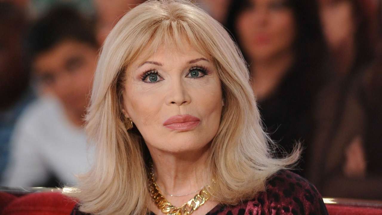 Amanda Lear: tutta la verità sulla sua vita privata | Chi è il suo fidanzato