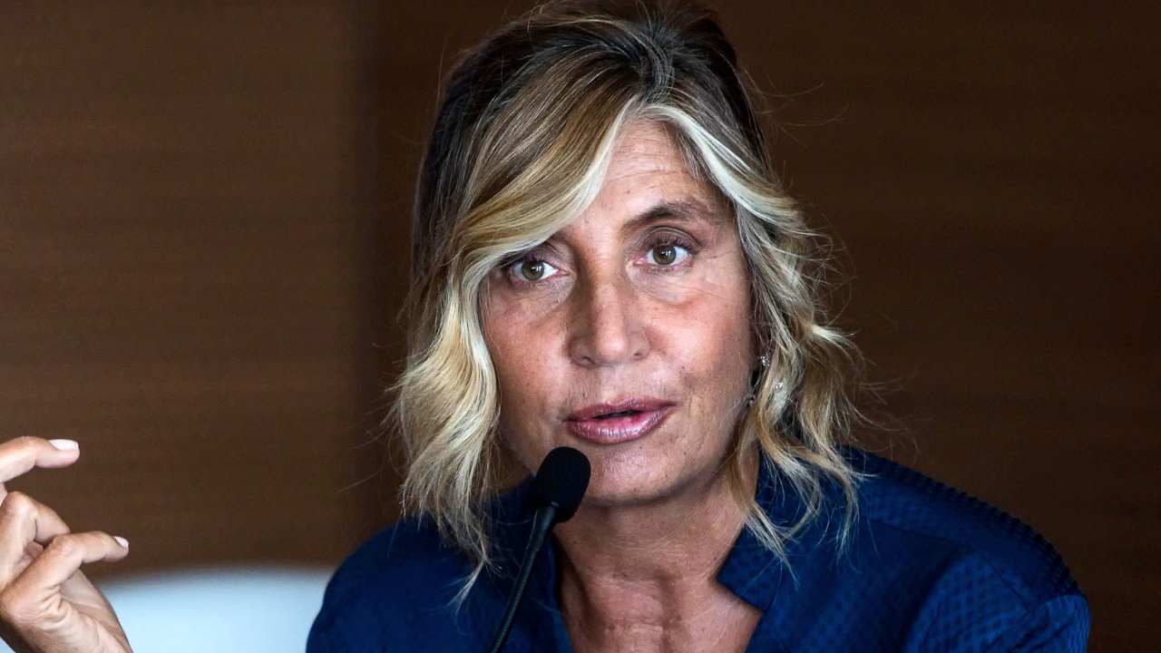 Myrta Merlino, la brutale malattia che è entrata nella sua vita: “combattuto con le unghie e con i denti” | Un buco nel cuore