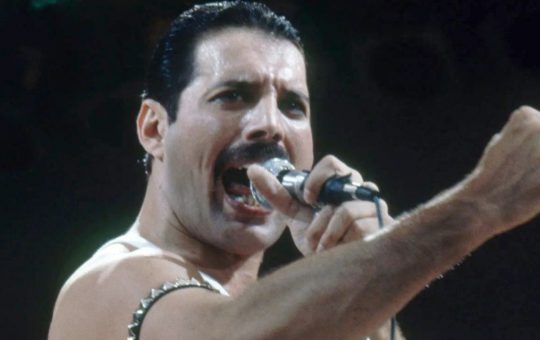 Freddy Mercury - SoloSpettacolo.it